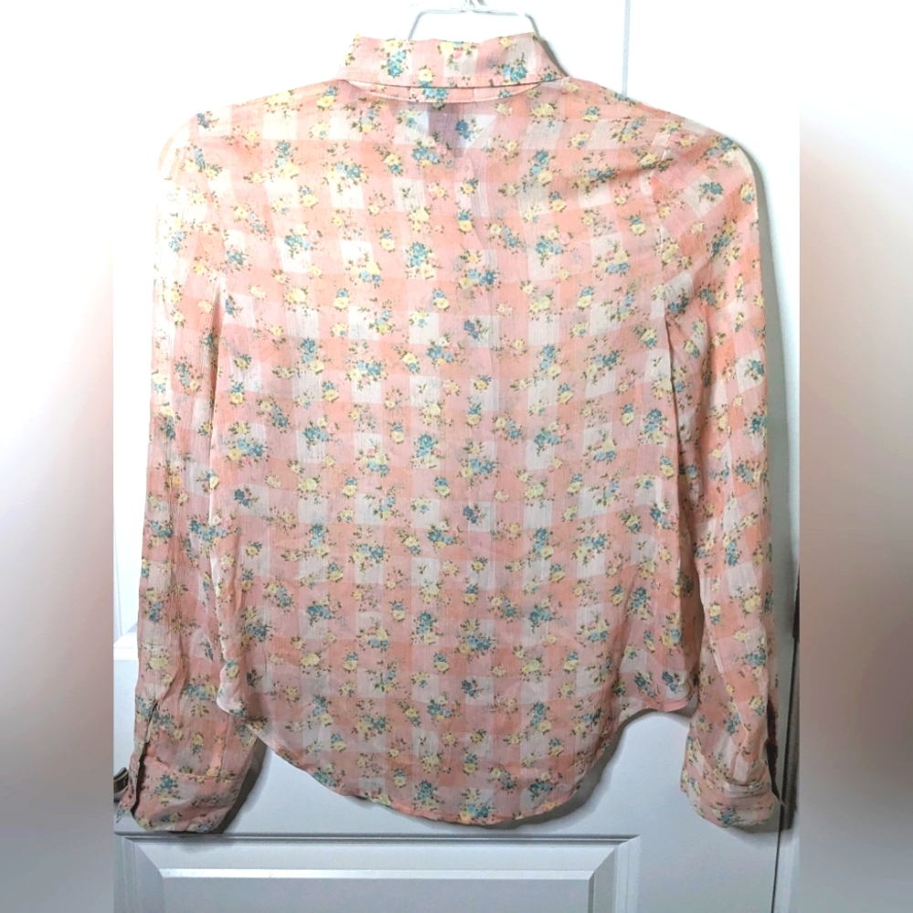 About A Girl XS Long Sleeve Button Down Blouse Pastel Gingham & Roses - Picture 5 of 7